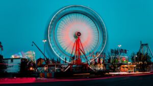 Taniec a moda: jak dobierać stroje na parkiet?